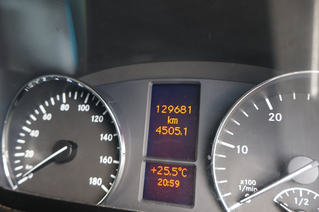 2016 MERCEDES BENZ SPRINTER 519 image 15