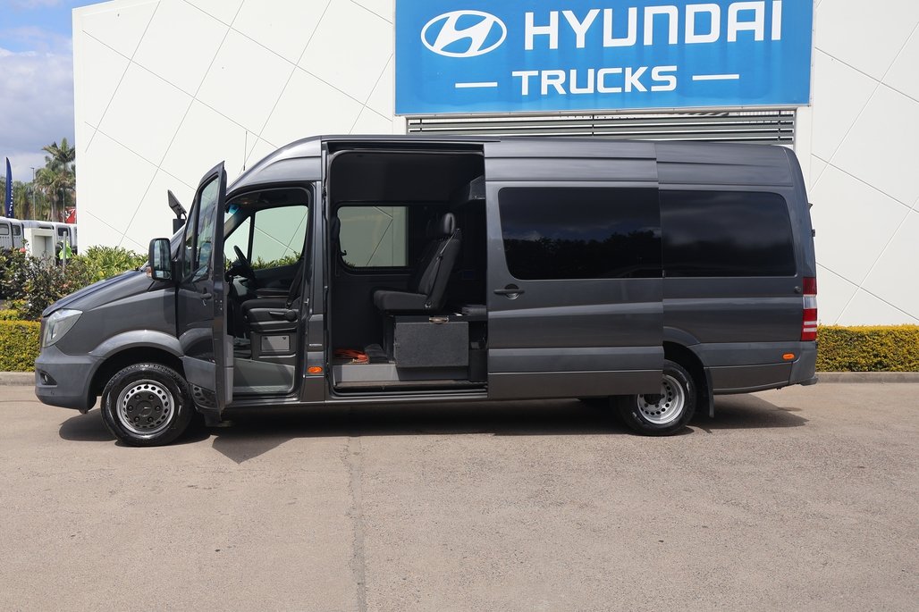 2016 MERCEDES BENZ SPRINTER 519 image 9