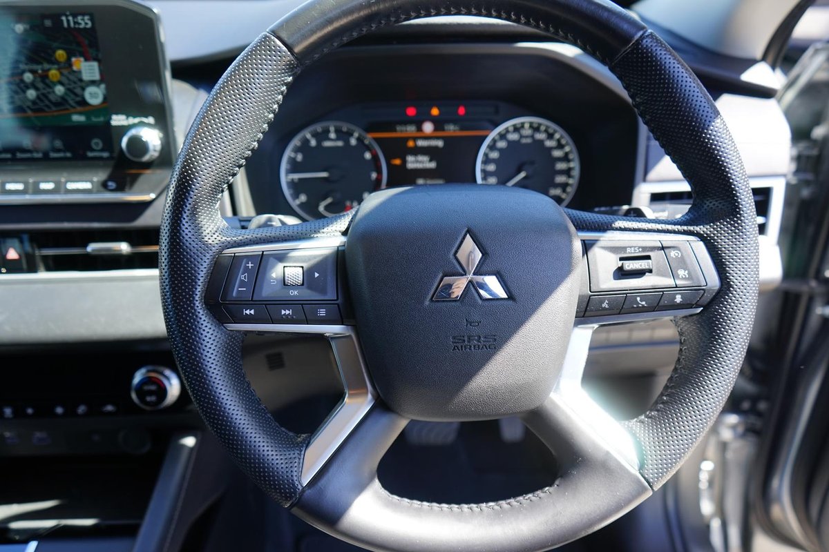 2022 Mitsubishi Outlander LS ZM MY22 image 9