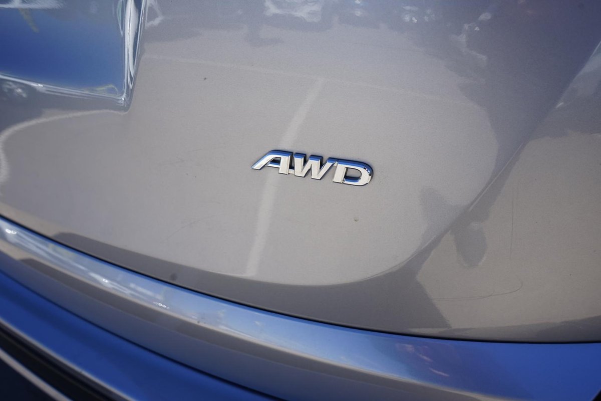 2018 Toyota RAV4 GXL ASA44R AWD image 15