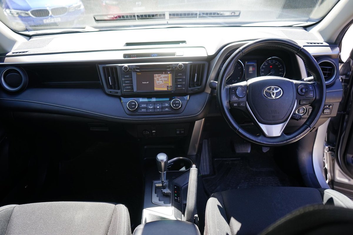 2018 Toyota RAV4 GXL ASA44R AWD image 8
