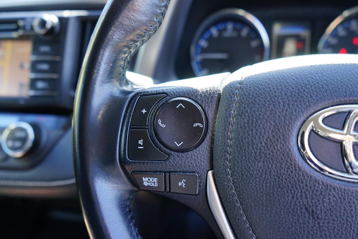 2018 Toyota RAV4 GXL ASA44R AWD image 19