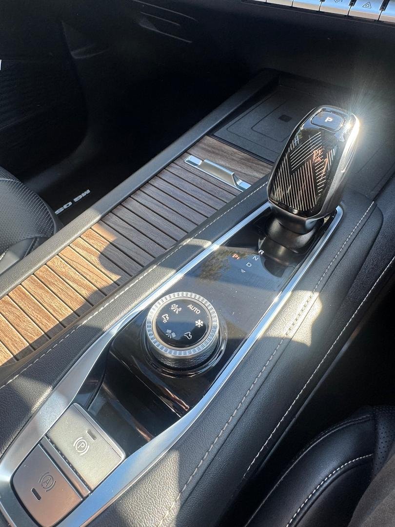 2025 MG QS Essence IS31 MY25 AWD image 17