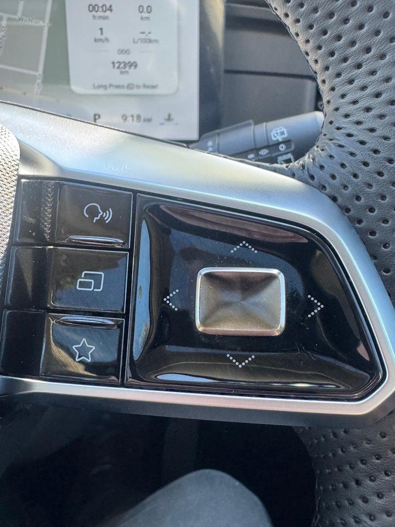 2025 MG QS Essence IS31 MY25 AWD image 21
