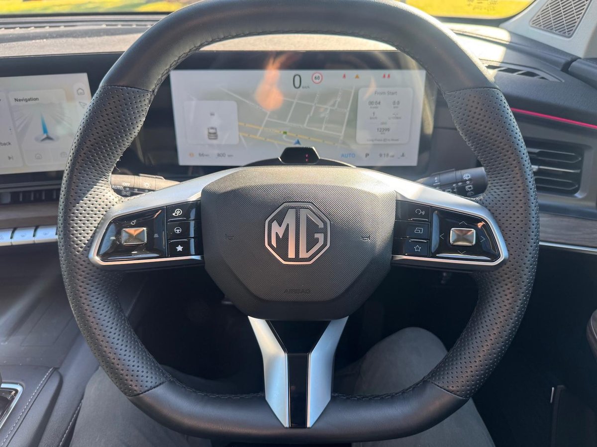 2025 MG QS Essence IS31 MY25 AWD image 22