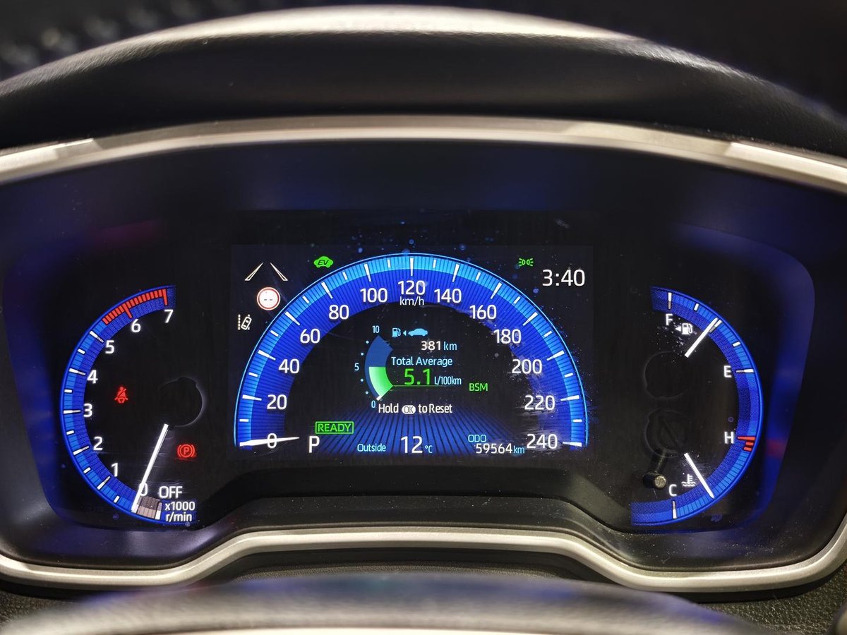 2019 Toyota Corolla ZR Hybrid ZWE211R image 9