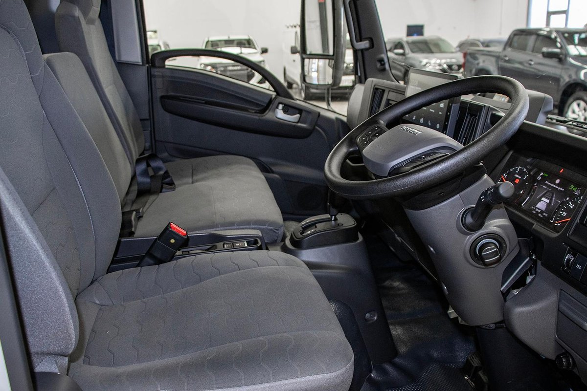 2026 Isuzu N Series NNR 45-150 DT D34 image 7
