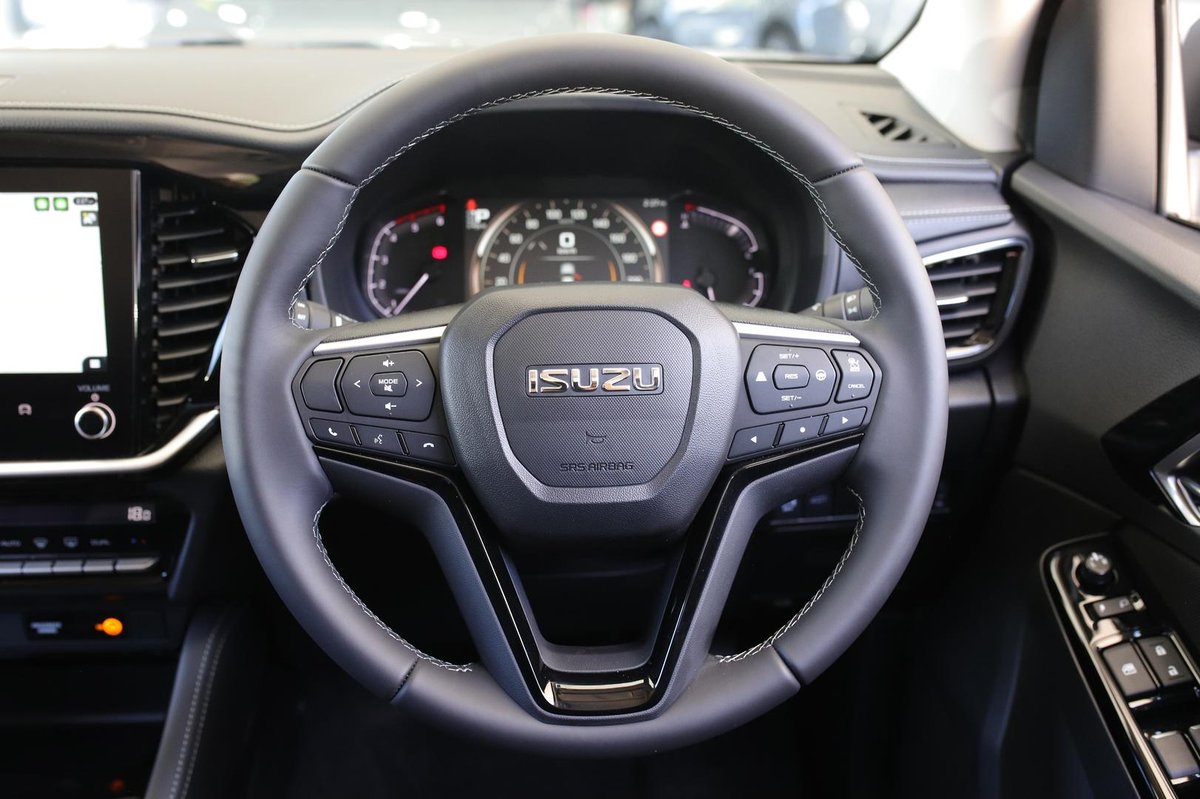 2025 Isuzu MU-X LS-U MY25.5 4X4 Dual Range image 12
