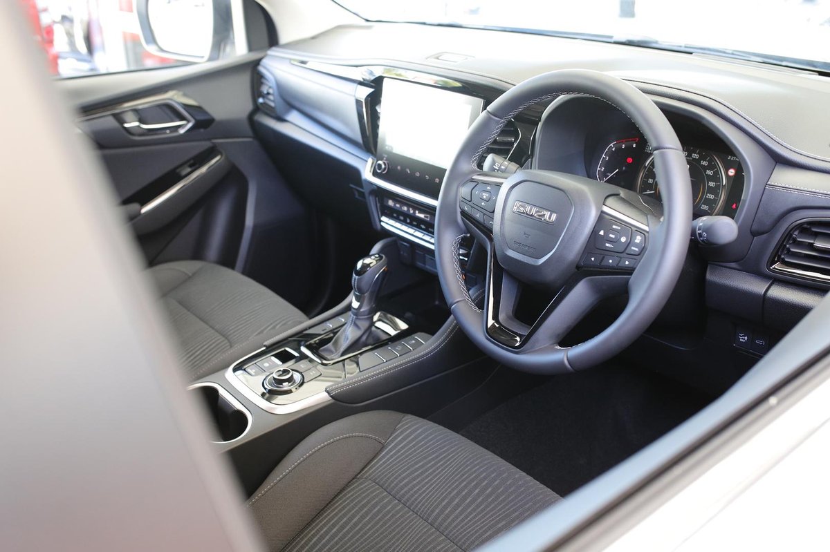 2025 Isuzu MU-X LS-U MY25.5 4X4 Dual Range image 10