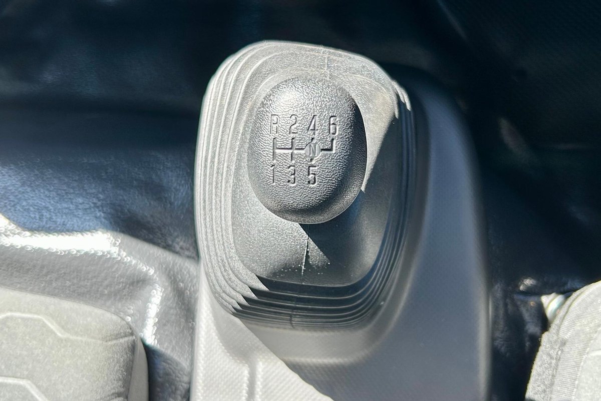 2026 Isuzu N Series NPR 45/65-175 MT D34 Tradepack image 23