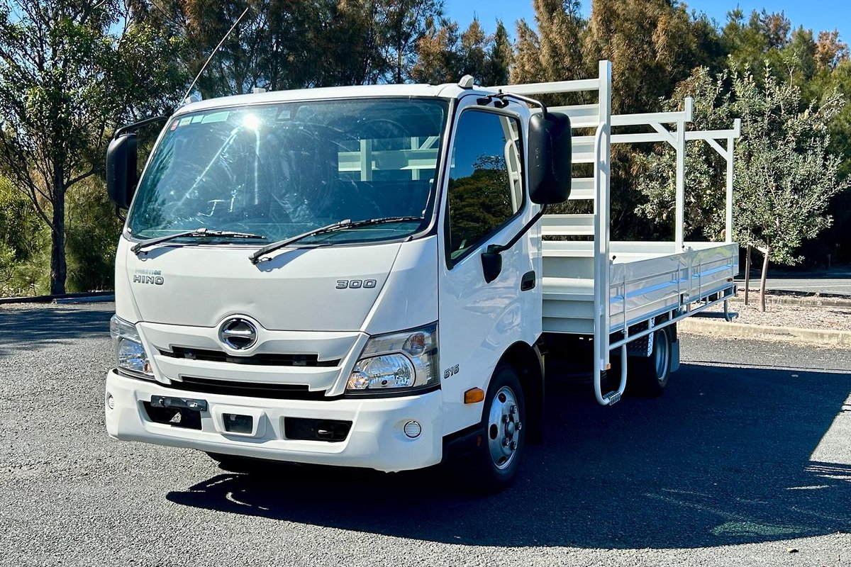 2020 Hino 300 Series 616 image 9
