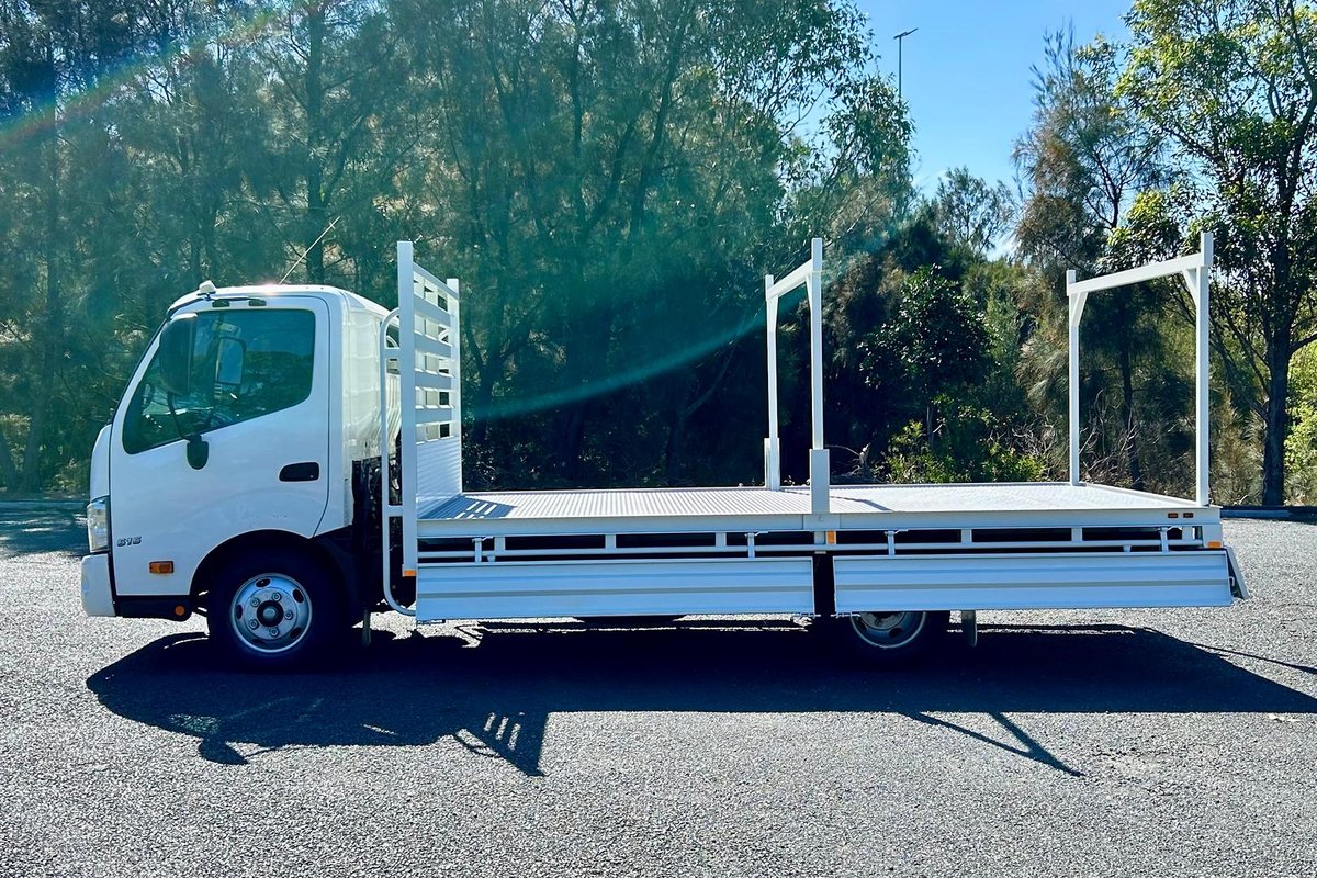 2020 Hino 300 Series 616 image 17