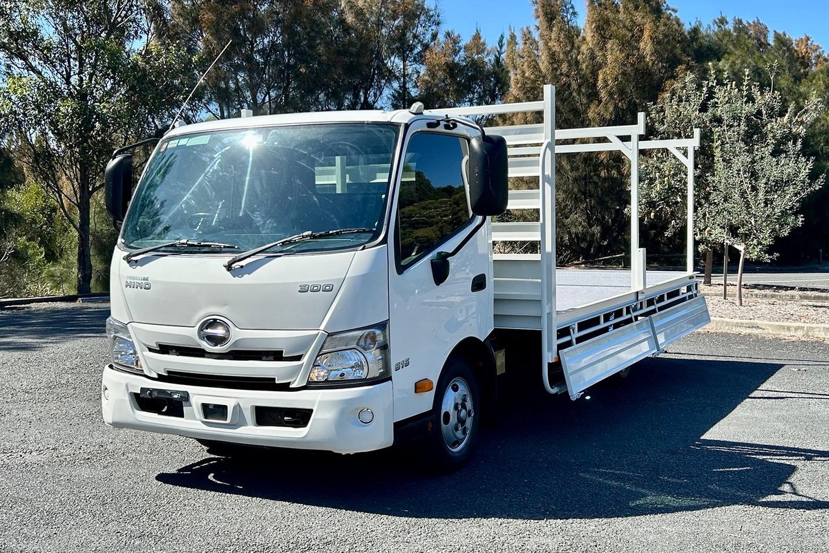 2020 Hino 300 Series 616 image 19