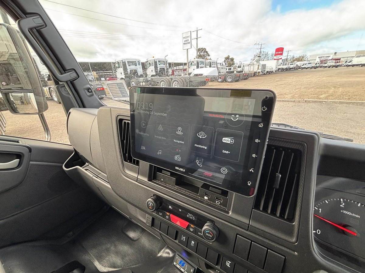 2026 Isuzu N Series NKR 65/45-150 DT D34 image 21