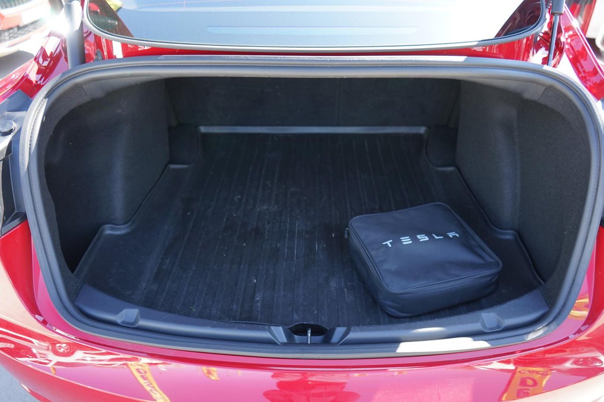 2022 Tesla Model 3 Rear-Wheel Drive image 12
