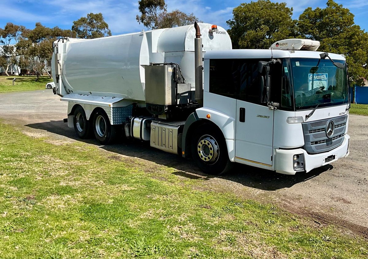 2019 Mercedes-Benz Econic 2630 image 14