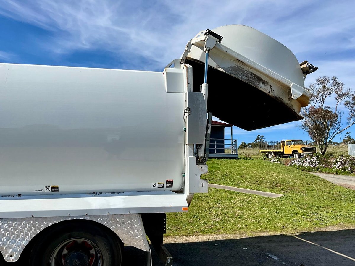 2019 Mercedes-Benz Econic 2630 image 11