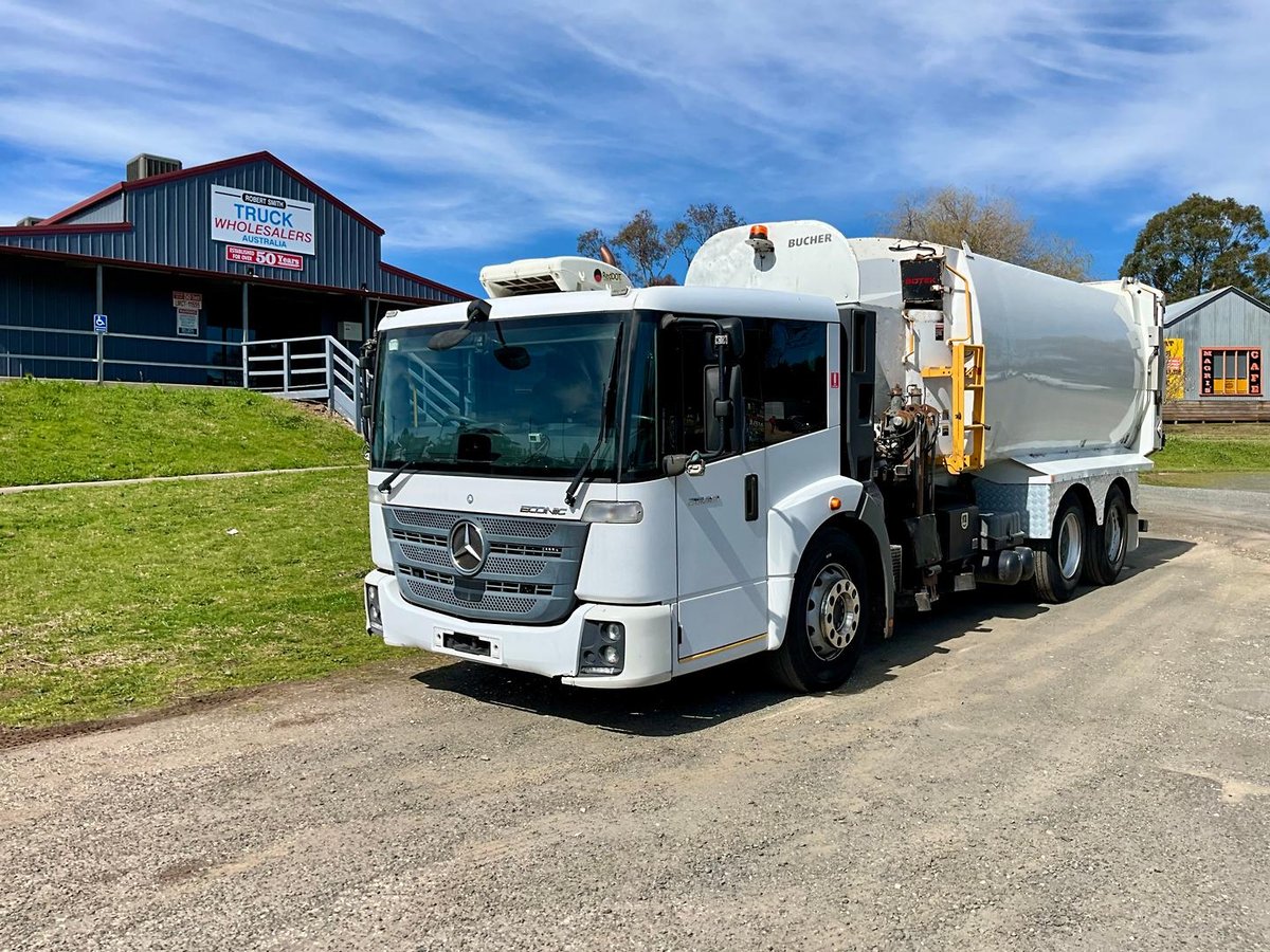 2019 Mercedes-Benz Econic 2630 image 32