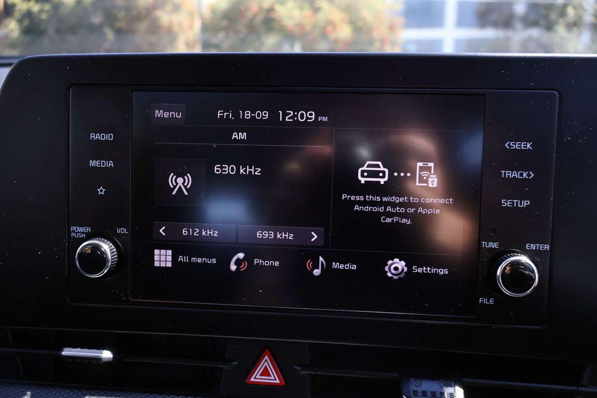 2023 Kia Sportage image 12