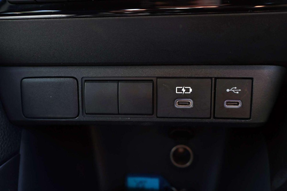 2025 Toyota Yaris Ascent Sport Hybrid MXPH10R image 15