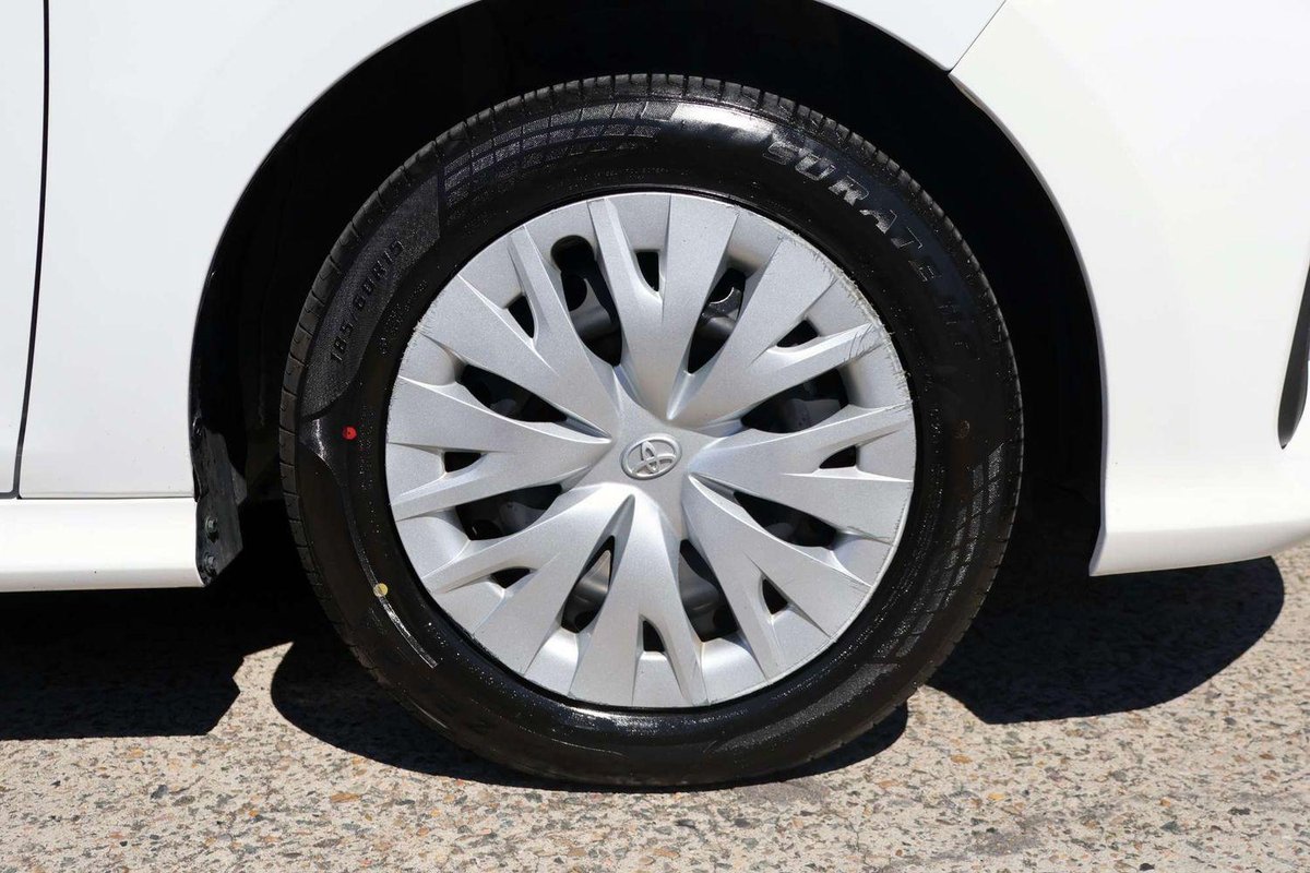 2025 Toyota Yaris Ascent Sport Hybrid MXPH10R image 9