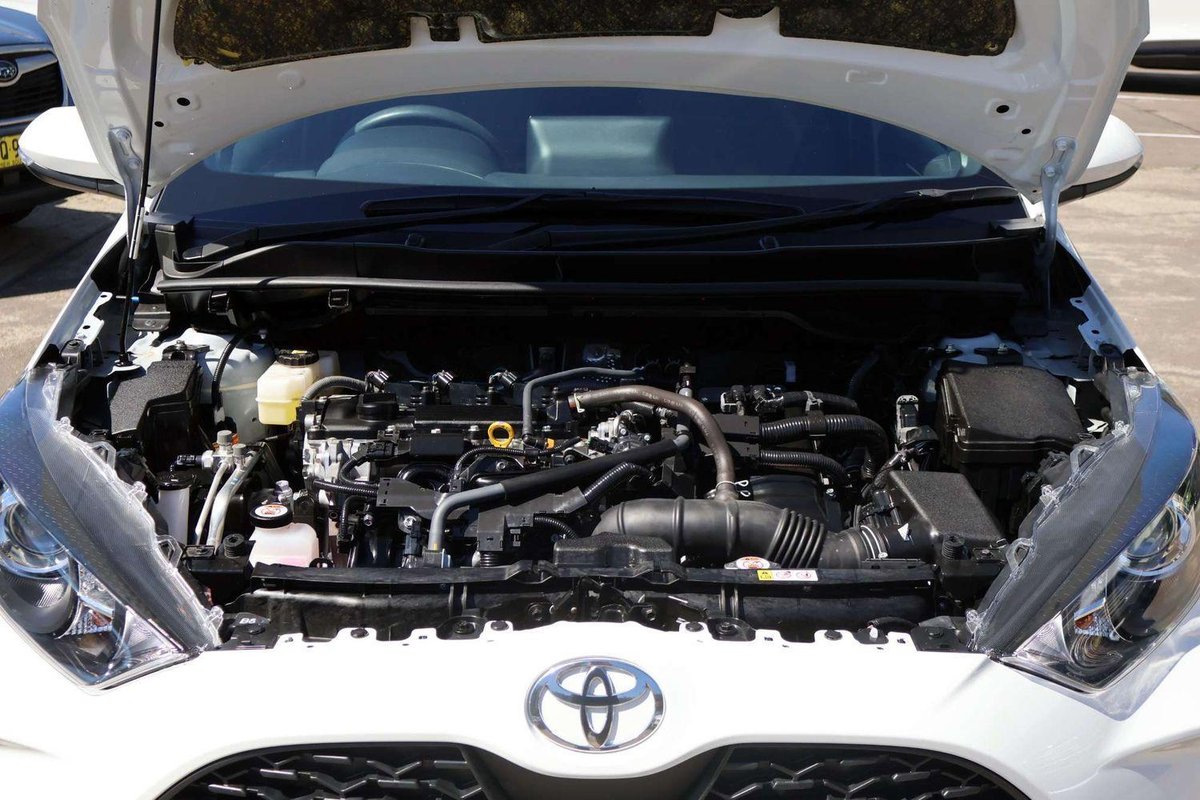 2025 Toyota Yaris Ascent Sport Hybrid MXPH10R image 26
