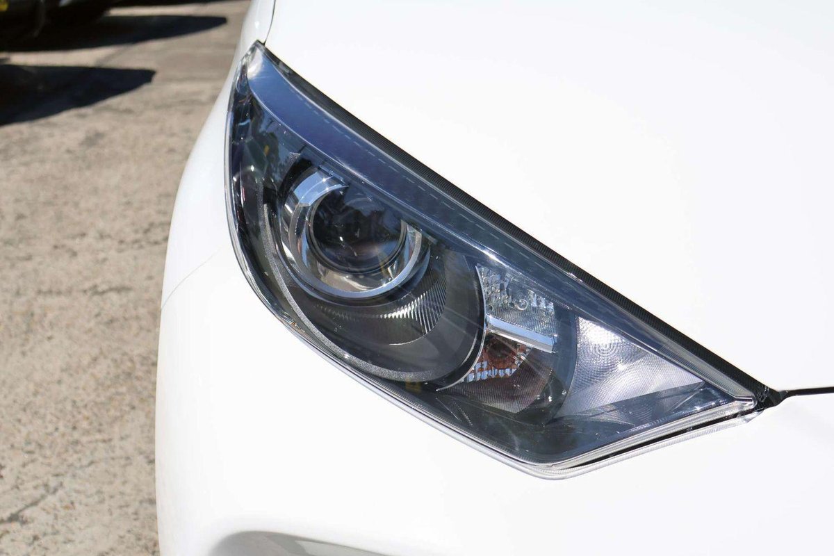 2025 Toyota Yaris Ascent Sport Hybrid MXPH10R image 8