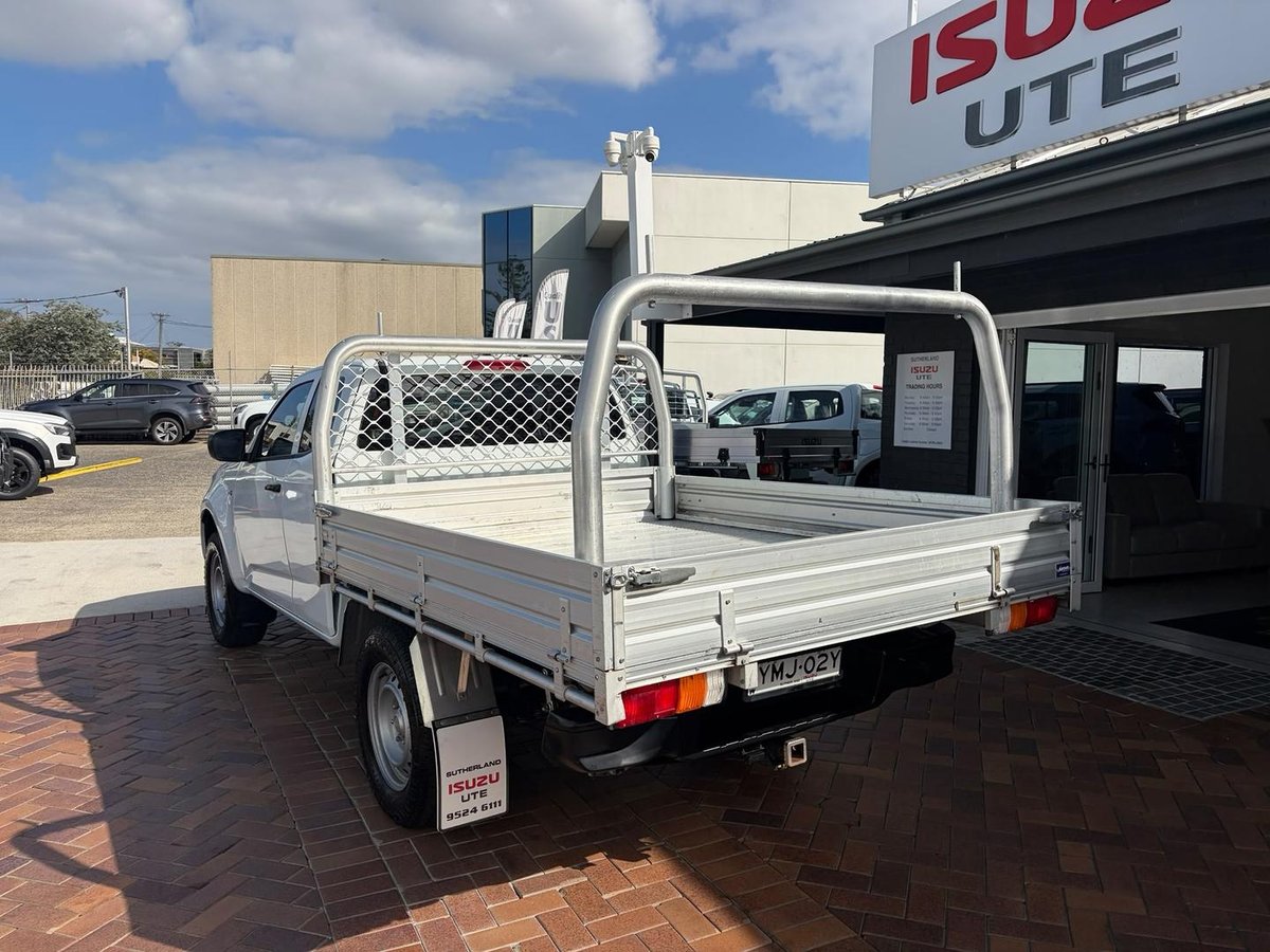 2022 Isuzu D-MAX SX MY22 4X4 Dual Range image 11