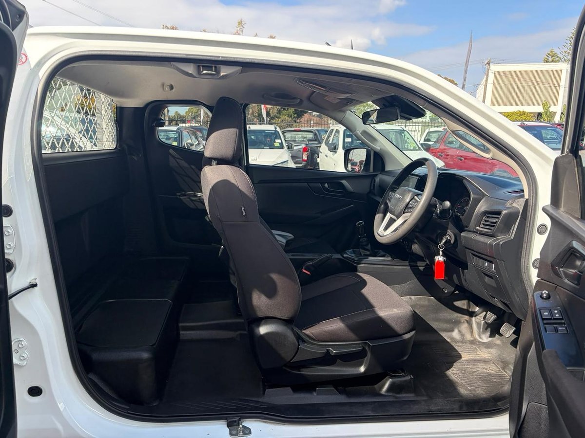 2022 Isuzu D-MAX SX MY22 4X4 Dual Range image 16