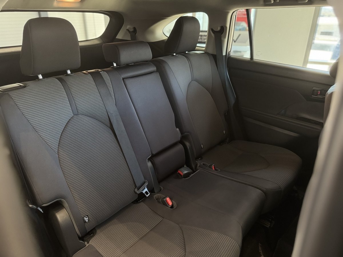 2022 Toyota Kluger GX AWD 2.5L Auto CVT Wagon image 11