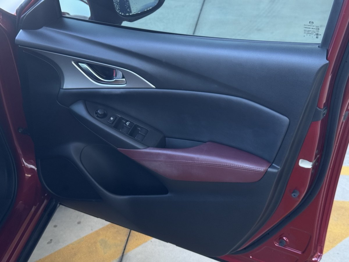 2016 Mazda CX-3 sTouring DK image 24