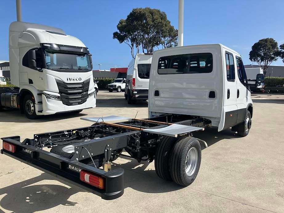 2026 Iveco Daily 70C21 image 12