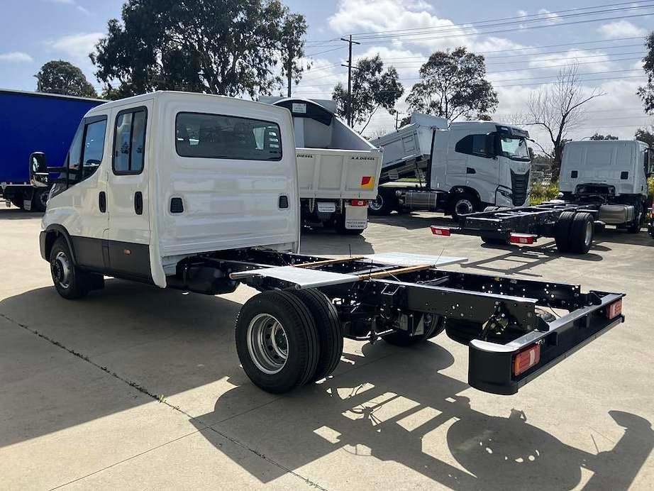 2026 Iveco Daily 70C21 image 10