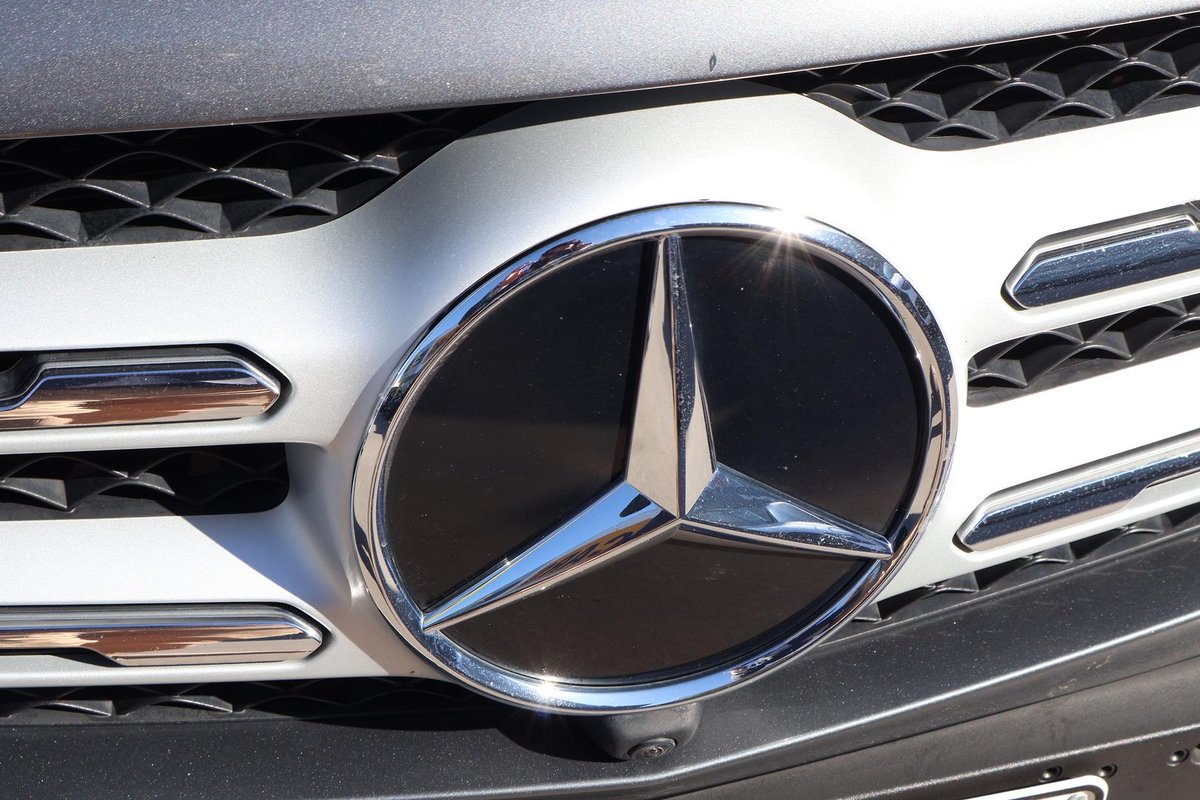 2021 Mercedes-Benz GLC-Class GLC200 X253 image 9