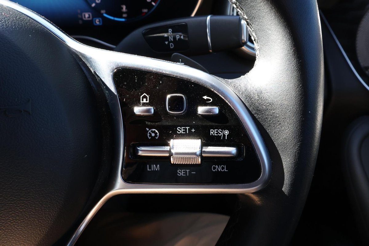 2021 Mercedes-Benz GLC-Class GLC200 X253 image 32