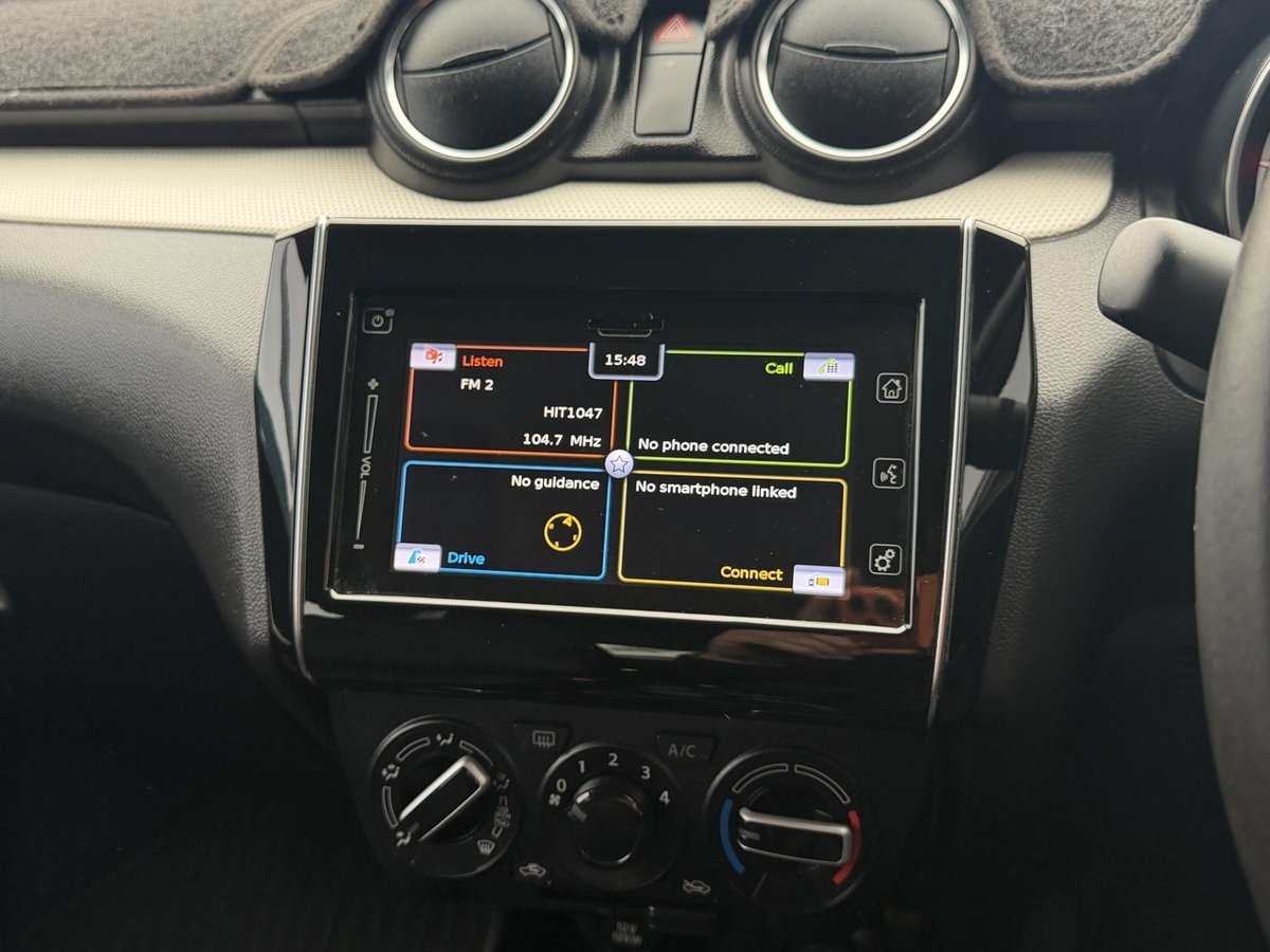 2019 Suzuki Swift GL Navigator AZ image 12
