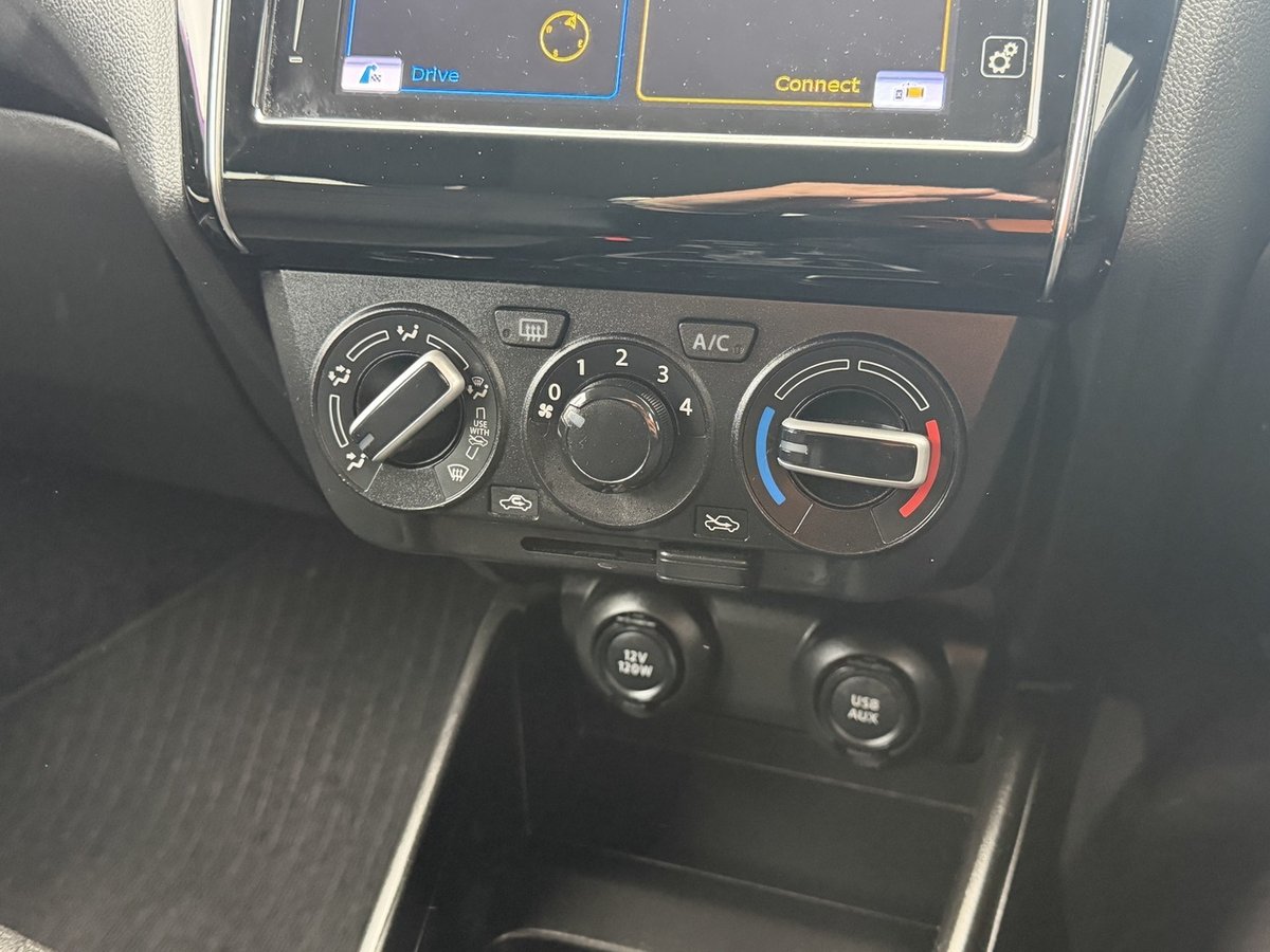 2019 Suzuki Swift GL Navigator AZ image 14