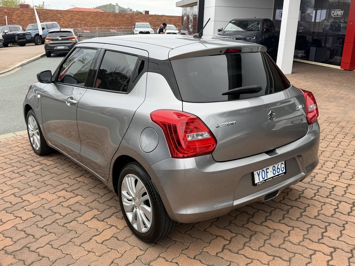 2019 Suzuki Swift GL Navigator AZ image 4