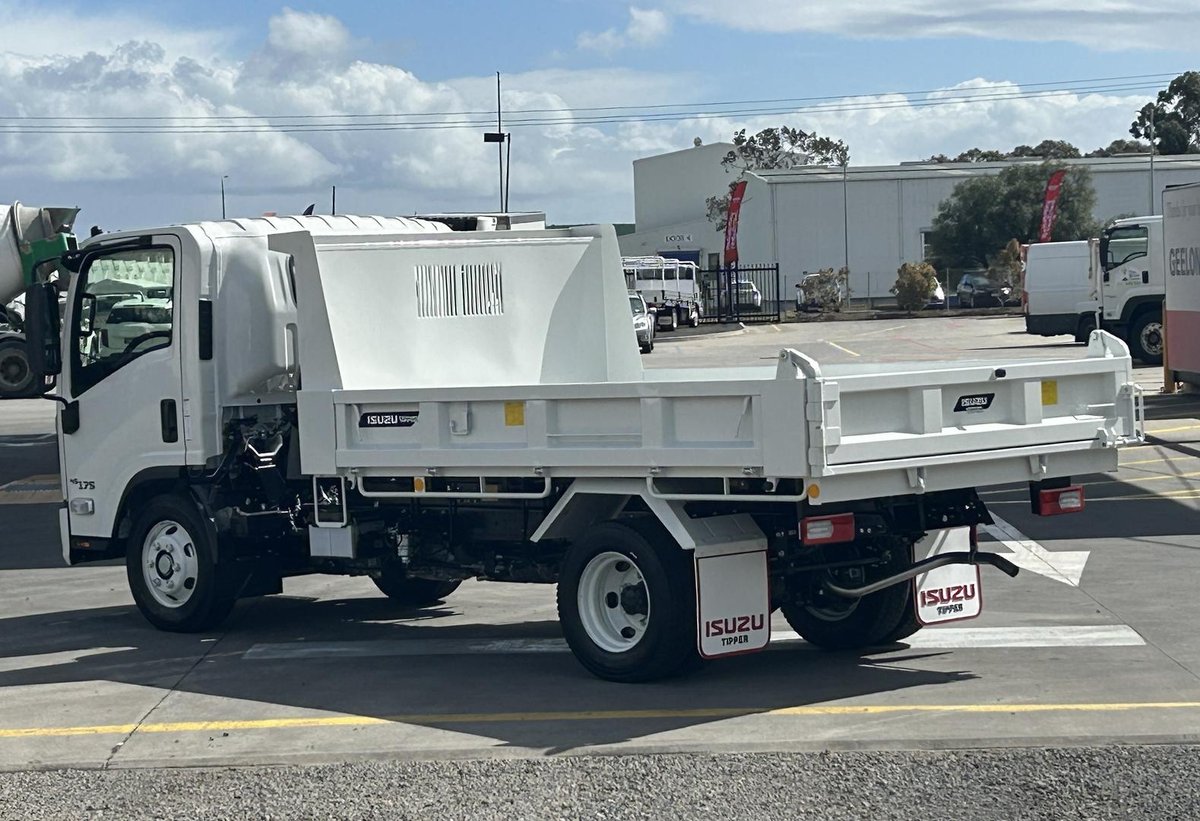 2026 Isuzu N Series NPR 45/65-175 DT D34 Tipper image 7