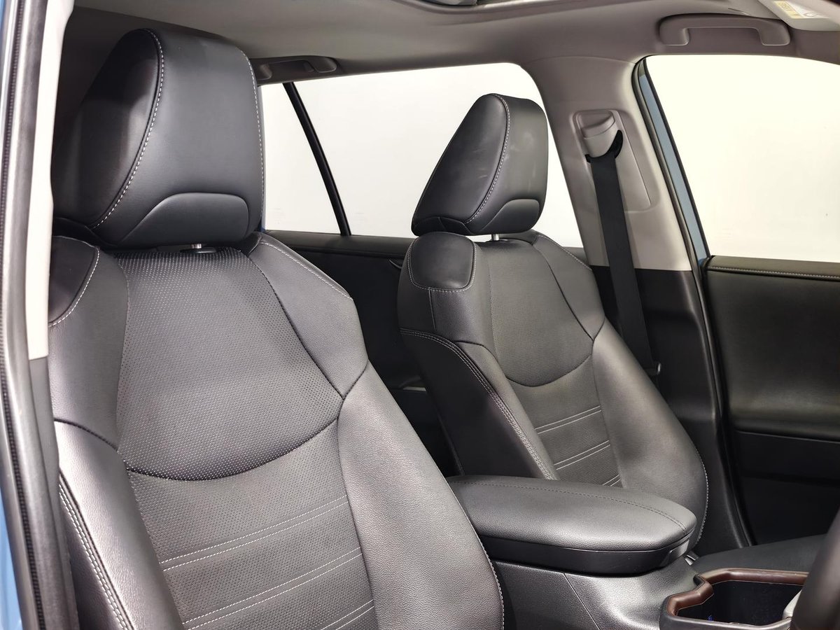 2023 Toyota RAV4 Cruiser AXAH52R image 6