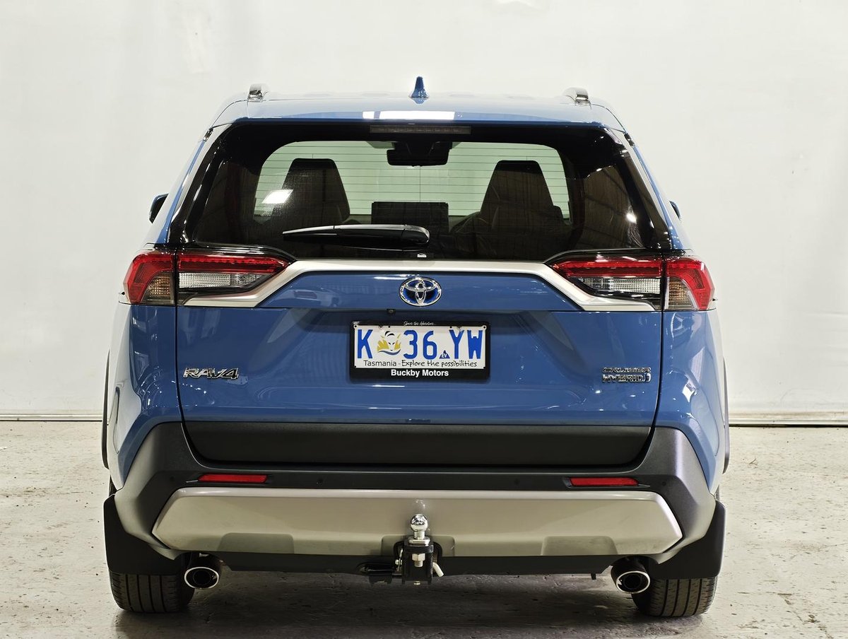 2023 Toyota RAV4 Cruiser AXAH52R image 3