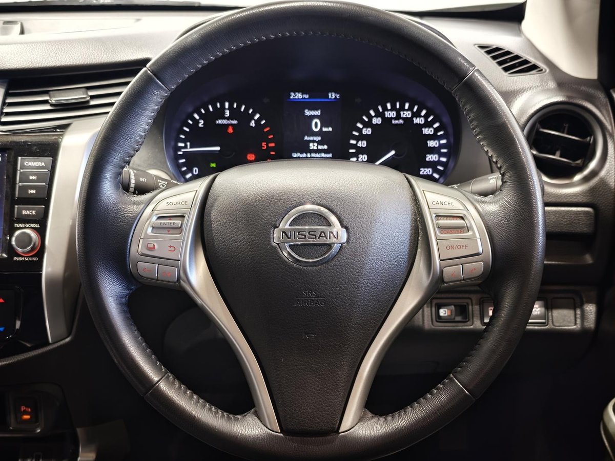 2019 Nissan Navara ST-X D23 Series 4 4x2 image 8