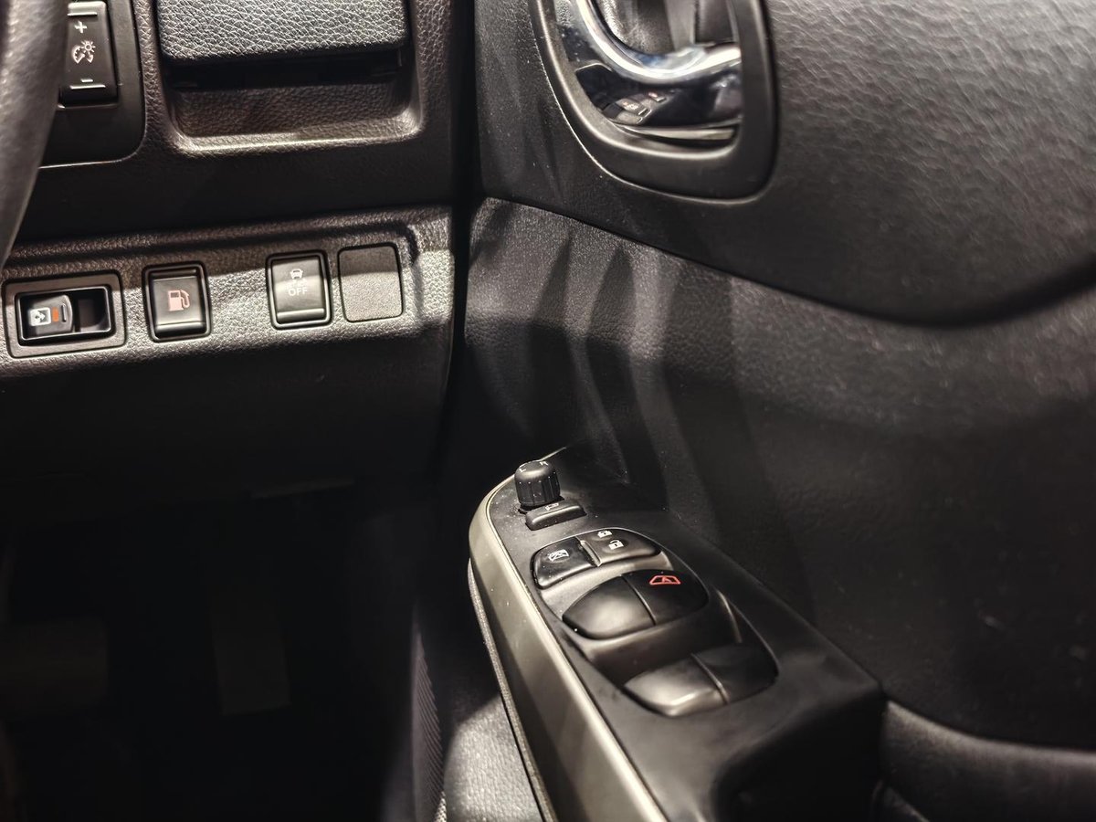 2019 Nissan Navara ST-X D23 Series 4 4x2 image 16