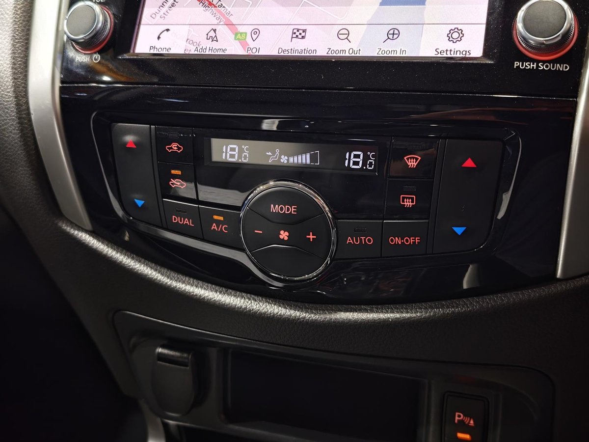 2019 Nissan Navara ST-X D23 Series 4 4x2 image 13