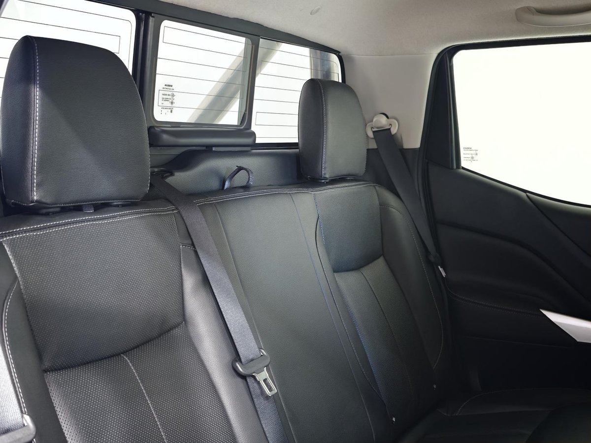 2019 Nissan Navara ST-X D23 Series 4 4x2 image 18