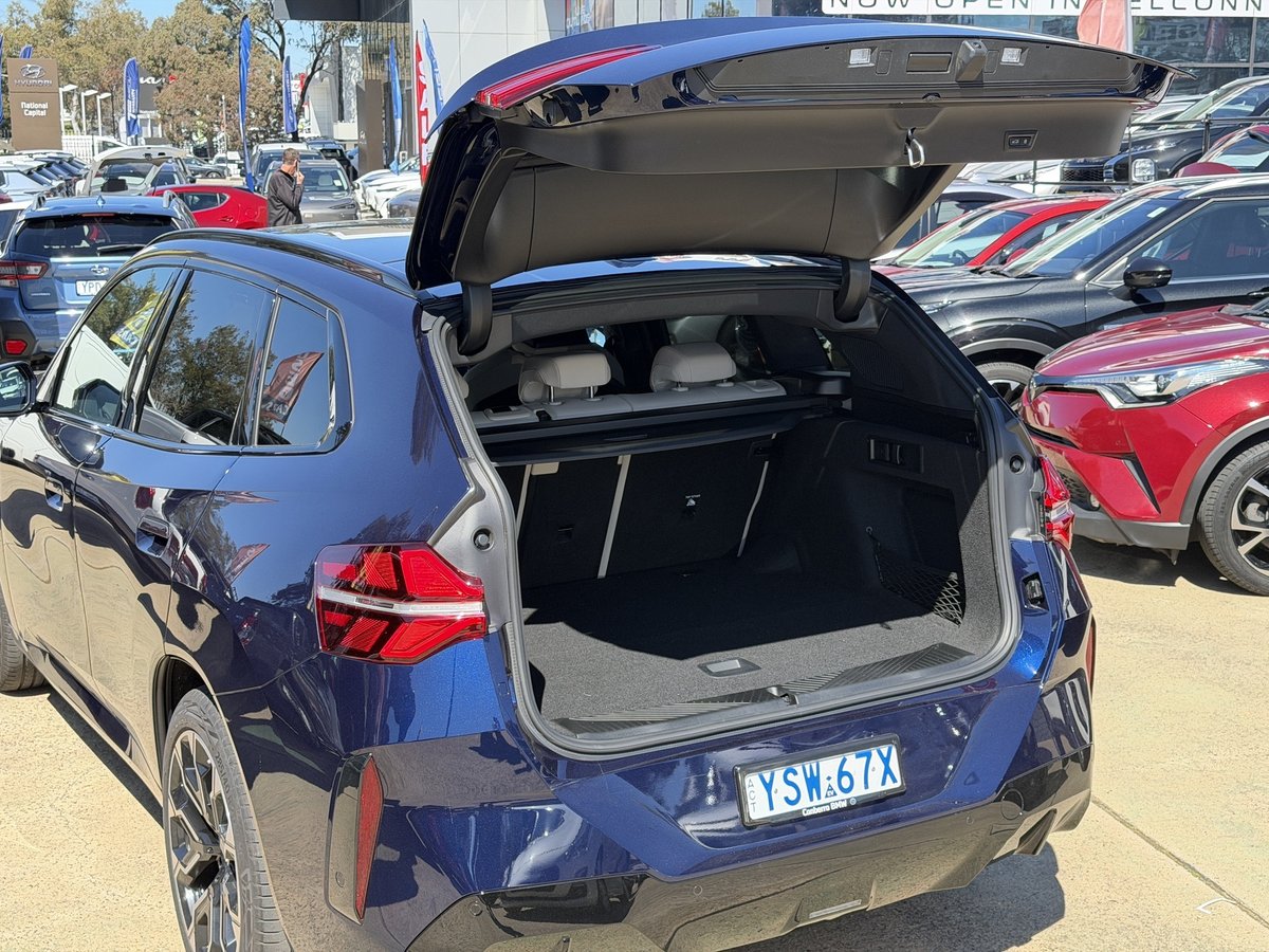 2026 BMW X3 30e xDrive G45 4X4 Constant image 6