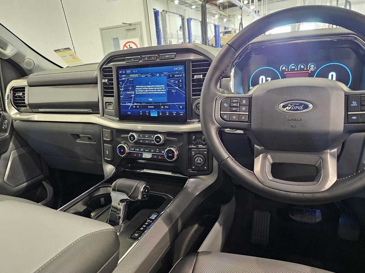 2023 Ford F-150 Lariat MY23 4X4 Dual Range image 14