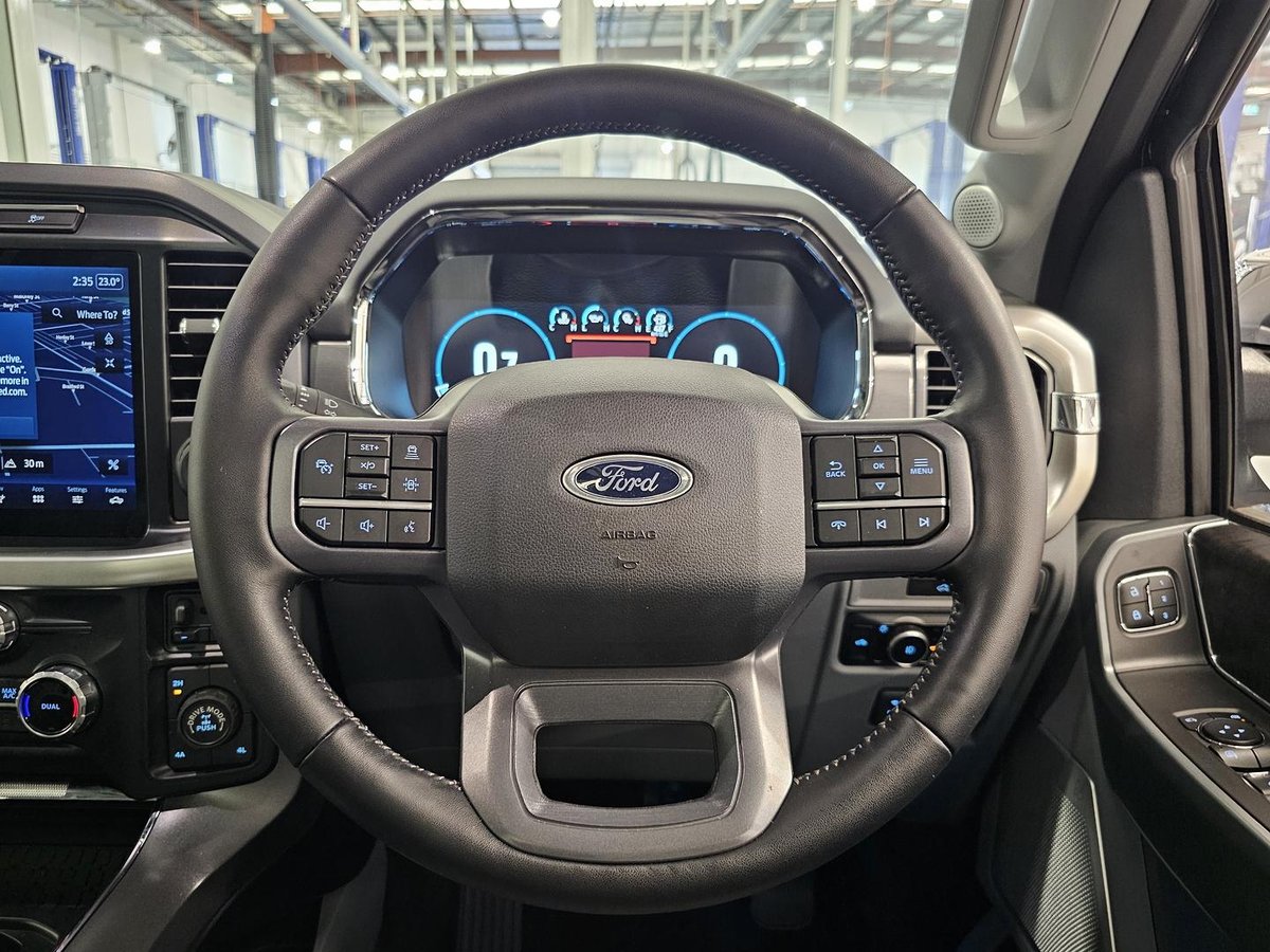 2023 Ford F-150 Lariat MY23 4X4 Dual Range image 13