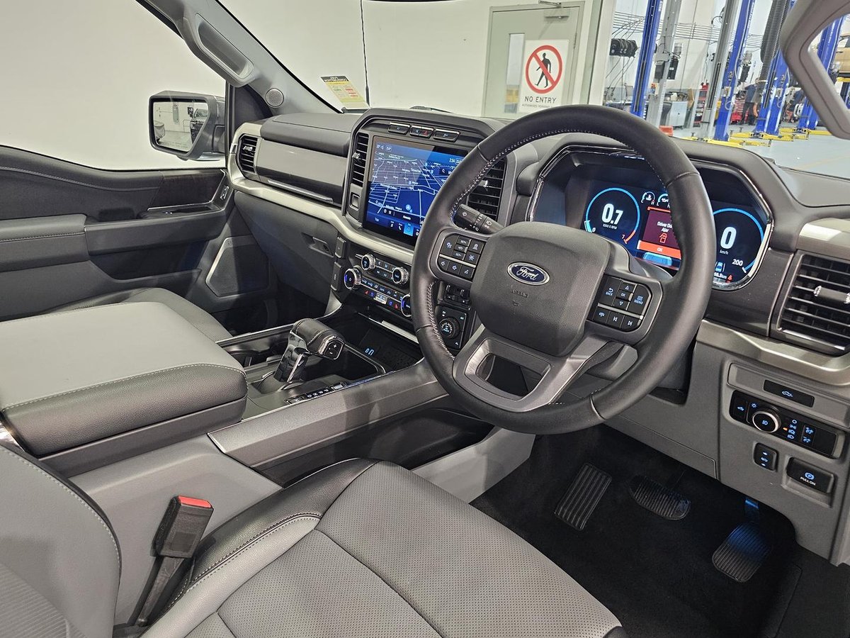 2023 Ford F-150 Lariat MY23 4X4 Dual Range image 10