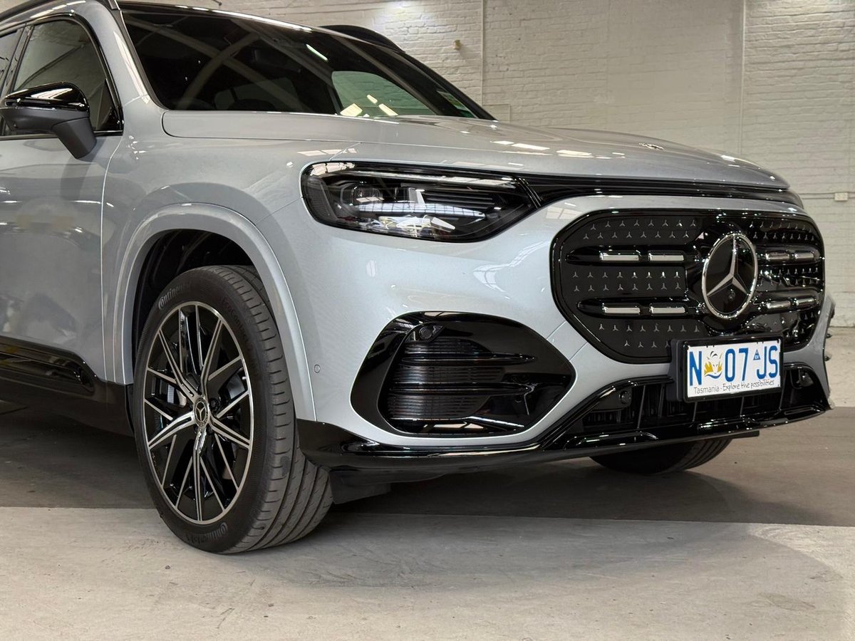 2026 Mercedes-Benz GLB-Class image 15